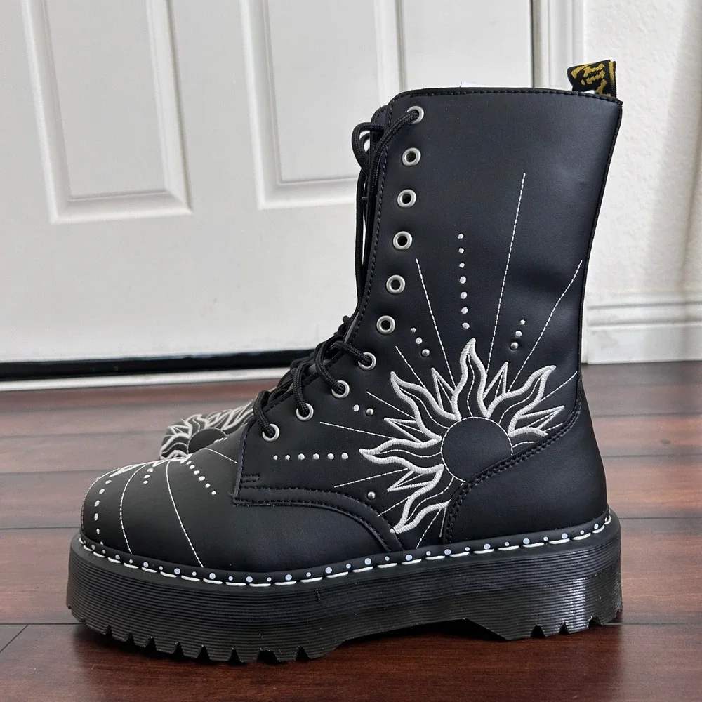 NIB Dr. Martens Jadon Hi Solar Flare Reclaimed Leather Platform Boots Men's 11‎